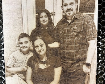 Laser Engraved Wood Photo Portrait – Personalized Family Keepsake