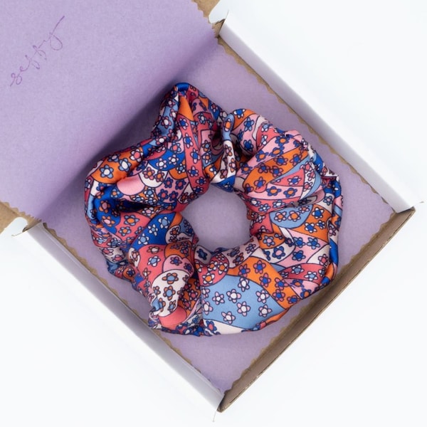 100% Liberty Pure Silk 'Carnaby Patchwork' Print Scrunchies Small, Medium, Large and XL Handmade Pure Mulberry Silk Scrunchie & Gift for her