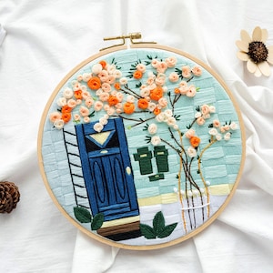 House Embroidery kit with an enchanting pattern for 20 cm hoop (options available)