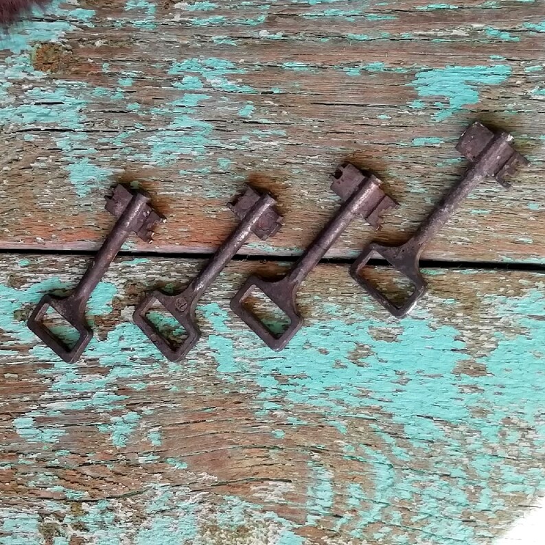 Antique Lockpick Keys Antique metal old keys for rustic home Etsy
