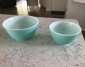 RARE Vintage 1960 39 s (2) Pyrex Glass Robins Egg Blue Aqua Turquoise Nesting Mixing Bowl 402 (5 cup) 15 and 401 (3 cup) 45 Ovenware USA