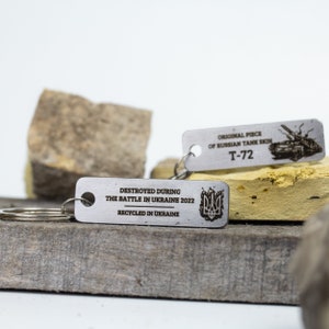 Ukraine keychain made from piece of destroyed russian tank, Military gift for veteran, Key fob for men zdjęcie 3