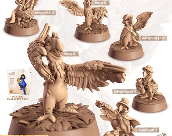Op de afbeelding: Een set van zes geverfde miniatuurfiguurtjes van een blauwe ara die verschillende hoeden en kostuums draagt. De papegaai-figuurtjes staan op ronde bases. De tekst "Wild Companions Flyers" staat in de rechterbovenhoek van de afbeelding. De tekst "Cornelia's Magnificent Account of Companions" staat in de linkerbovenhoek van de afbeelding. De tekst "BLU aka THE BLUE MACAW PARROT" staat in de linkerbenedenhoek van de afbeelding.