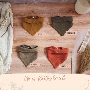 Muslin cloth personalized with name Neckerchief for children/baby Burp cloth Triangle scarf image 3