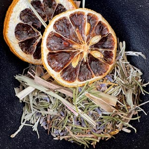 Calm & Clarity Simmer Pot Blend - Lavender, Lemongrass, Citrus and Rosemary | Ritual simmer for Peace and Gentle Focus - mini or full size