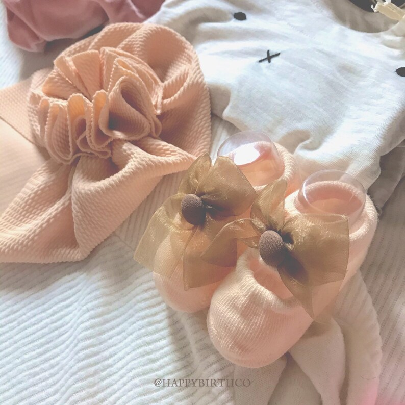 Build Your Own Baby Girl Newborn Gift Set Box| HappyBirthCo Baby Shower Mom Bag First Birthday Birth Announcement