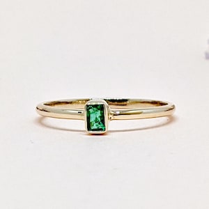 14k Gold Emerald Ring Art Deco Stackable Gold Ring Dainty Emerald Ring Minimal Everyday Ring May Birthstone Ring Engagement Gift For Her