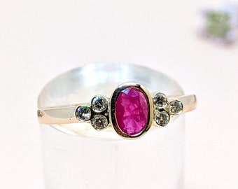 18k Gold Ruby Diamond Ring - July Birthstone Stacking Ring