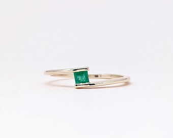 14k Gold Emerald Ring Baguette Emerald Ring Stackable Ring Minimalist Ring Dainty Fine Emerald Ring Gold Band Ring Trendy Ring Gift For Her