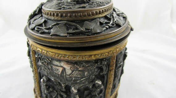 Stunning Antique Jewellery Casket Raised figures … - image 5