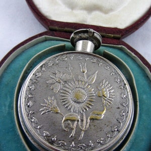 Antique silver plate Scent Talc Puffer flask Aesthetic movement Sunflower
