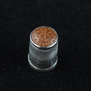 Antique GoldStone topped Silver Hallmarked James Swan C1908 Thimble