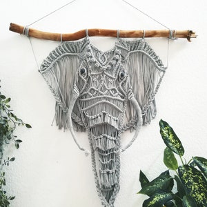 Large macrame elephant wall hanging in gray / macrame elephant wall hanging