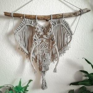 Macramé elephant different sizes in grey and natural white