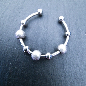 Eleganter Fidget Spinner Ring – größenverstellbarer Stressring mit Kugeln für Ruhe & Achtsamkeit | Abschiedsgeschenk Erzieherin I Stardust