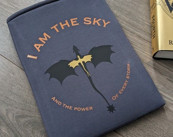 Kindle Sleeve 'I Am The Sky' Fourth Wing Officially Licensed Rebecca Yarros. Kindle Paperwhite. Voyage Sleeve. E-Reader Case.