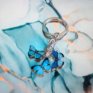 Custom Silver Cluster Three Triple Butterfly Charm Keychain Key Fob Ring Chain For Girls Women Gift Idea Girly Cute Aesthetic Friendship