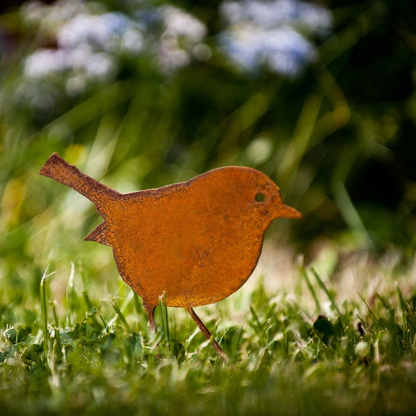 Metal Robin, Robin Lawn Ornament, Rusty Metal Bird, Garden Bird Gift, Rustic Garden Decoration, Rusty Metal Robin Gift, Garden Metal Art