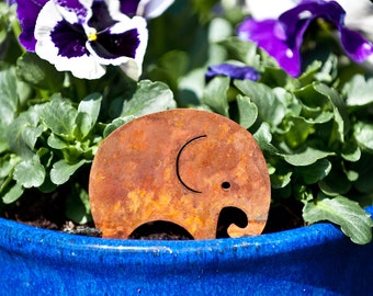 Rounded Elephant Plant Pot Spike, Rusty Metal Garden Art, Flower Window Box Ornament, Plant Pot Decoration, Garden Gifts, Ready To Rust