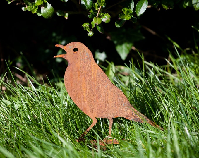 Metal Song Thrush Lawn Ornament, Rusty Metal Bird, Patio Pot Decoration, Garden Bird Gift, Rustic Garden Decor, Garden Gifts, Ready to Rust