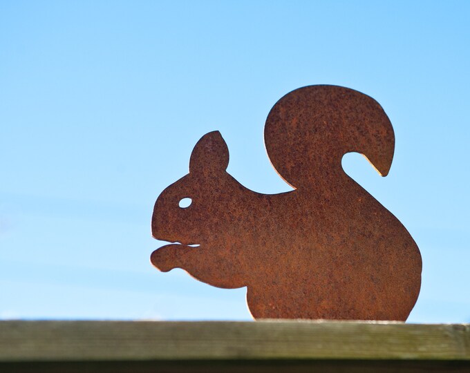 Red Squirrel Lawn Decor, Squirrel Fence Topper, Red Squirrel Gifts, Rusty Metal Garden Art, Plant Pot Ornament, Garden Gifts, Ready To Rust