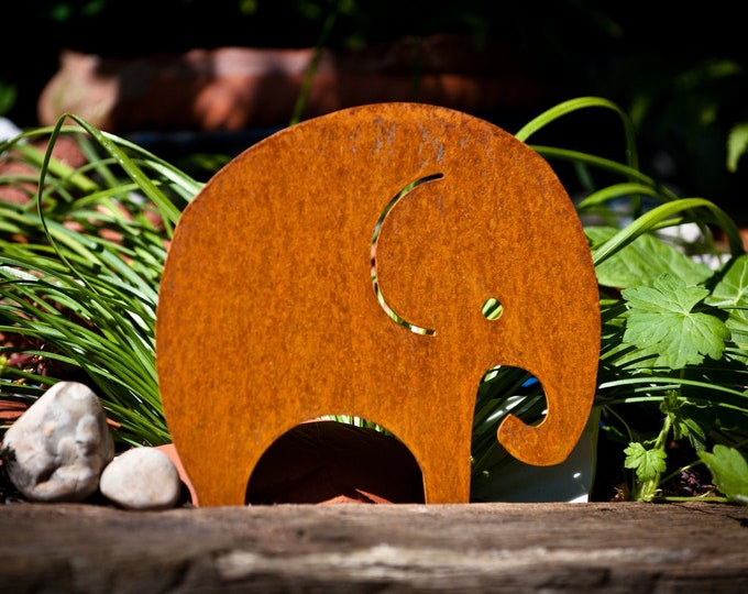 Rounded Elephant Lawn Ornament, Rusty Garden Plant Pot Decoration, Window Box Decoration, 14th Anniversary Gift, Garden Gift, Ready To Rust