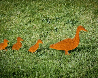 Duck Family Adult & 3 Baby Ducklings Lawn Ornament, Rusty Garden Art, Pond Decor, Pet Duck Memorial Gifts, Plant Pot Decor, Ready To Rust