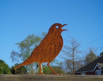 Song Thrush Rusty Garden Bird Art Decor, Fence Topper, Pergola Decoration, Gate Post Topper, Anniversary Gift, Garden Gifts, Ready To Rust