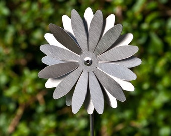 Daisy Stainless Steel Metal Flower stem, Silver Flower, Garden Ornament, Indoor Decor Art, Garden Decoration, Garden Gifts, Memorial Gift