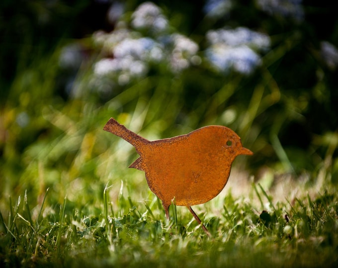 Metal Robin, Robin Lawn Ornament, Rusty Metal Bird, Garden Bird Gift, Rustic Garden Decoration, Rusty Metal Robin Gift, Garden Metal Art