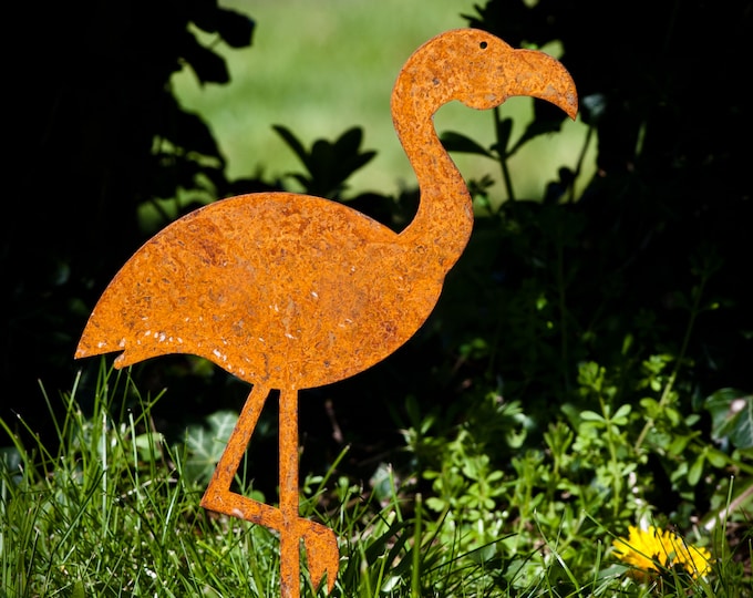 Metal Flamingo, Pond Decoration, Rusty Garden Art, Plant Pot ornament, Window Box Decoration, Lawn Ornament, Gardener Gift, Ready To Rust
