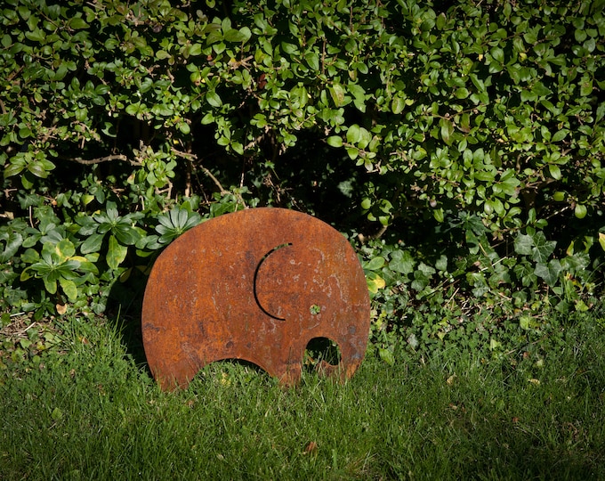 Rounded Elephant Extra Large, Garden Rusty Metal Sculpture, Lawn Ornament, Flower Border Art, 14th Anniversary Gift, Garden Gifts