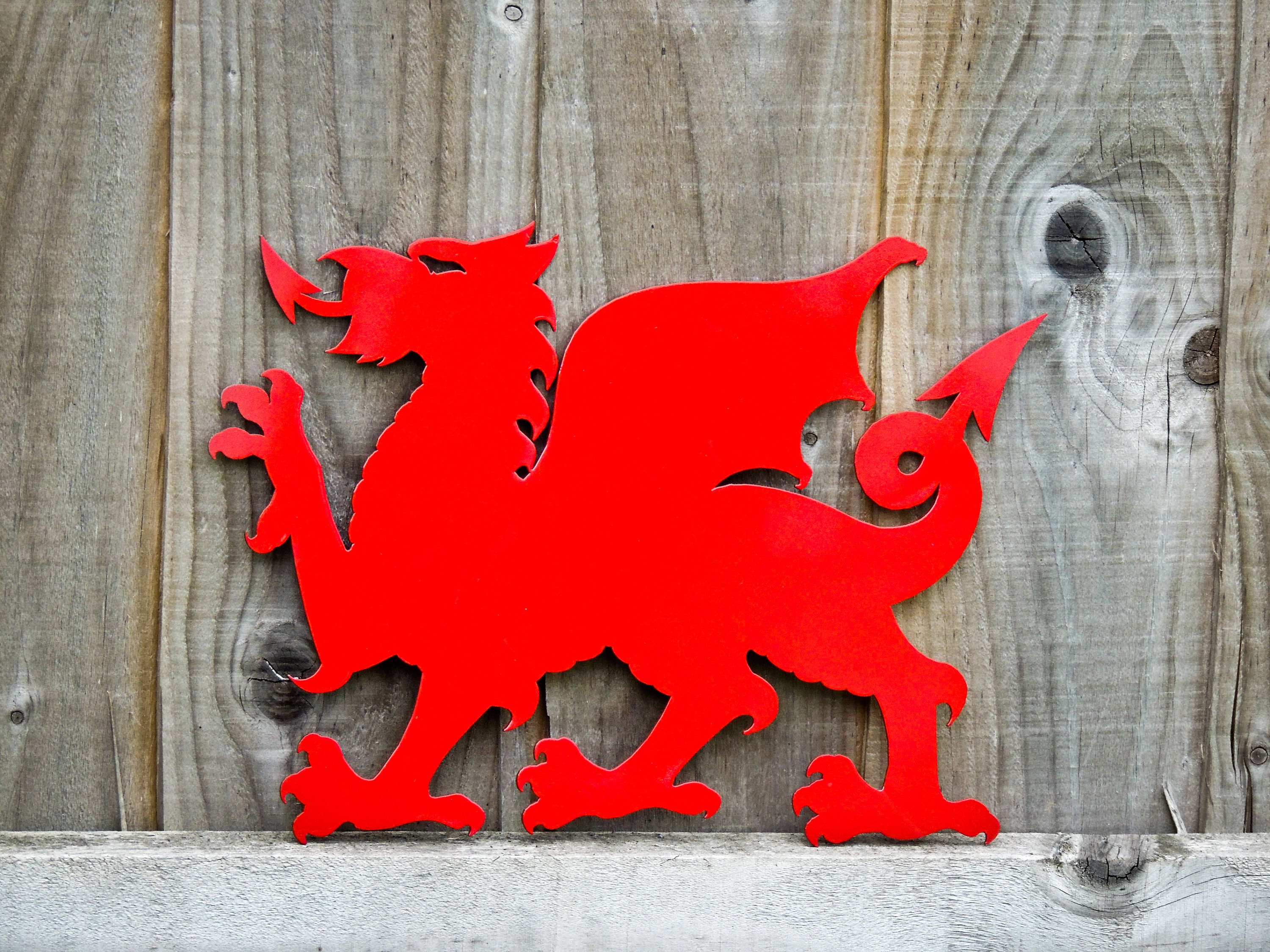 Large Welsh Dragon Metal Art, CYMRU Dragon, Red Dragon Garden Ornament