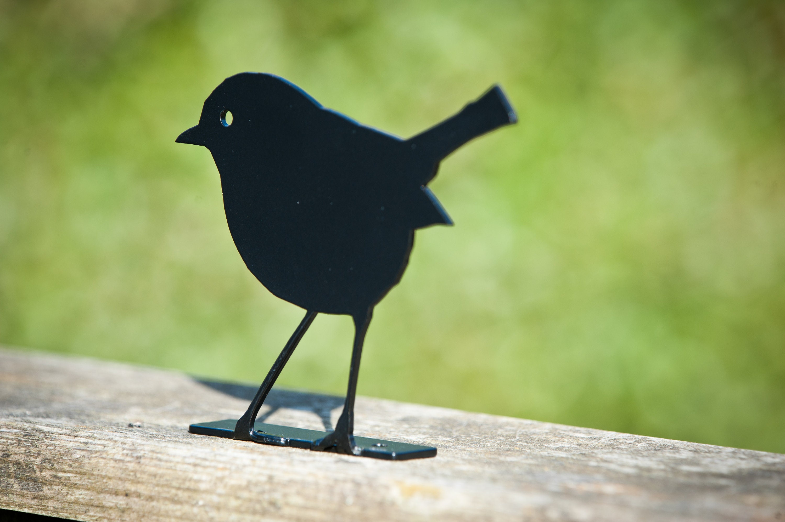 Black Robin Garden Bird Metal Art Decor Fence Topper Pergola Arbor