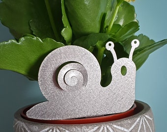 Stainless Steel Snail Plant Pot Ornament, Snail Plant Pot Spike, Window Box Decor, Houseplant Ornament, Shocked Face Snail, New Home Gifts
