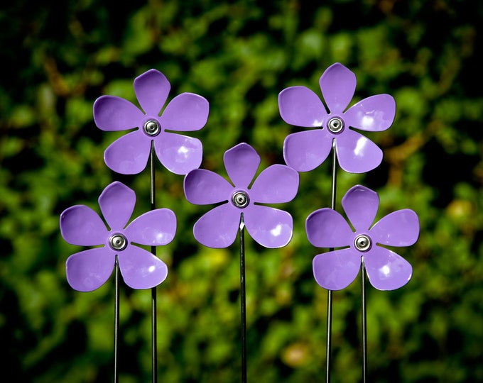 Periwinkle Metal Flower stem, Lilac flower, Garden Ornament, Garden Decoration, Garden Gifts, Indoor Decoration, Memorial Flower Gifts