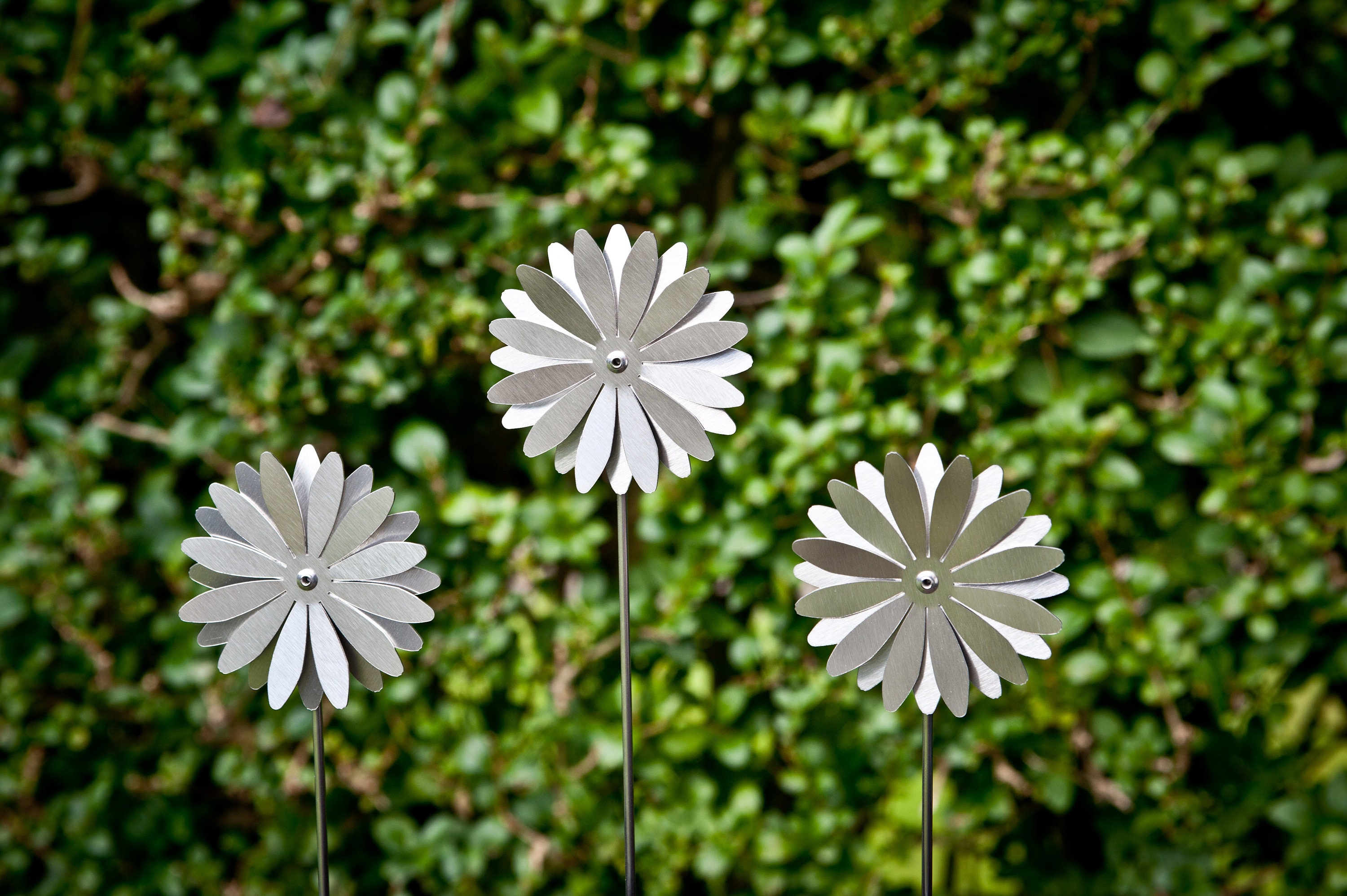 Daisy Stainless Steel Metal Flower Stem, Silver Flower, Garden