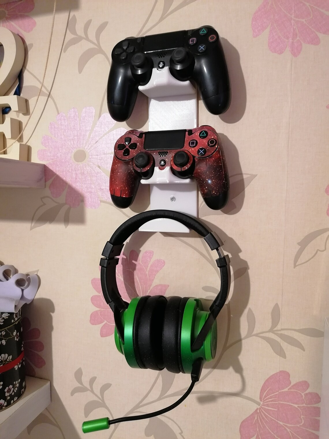 2 Controllers and Headphone Holder for PS4 Playstation Headset Etsy