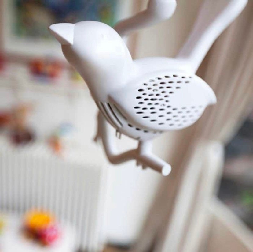 インテリア おしゃれでかわいい鳥さん型 煙感知器 Chick-a-Dee 報知器 Chick-a-Dee 鳥型煙感知器 インテリア 防火 鳥型のかわいい煙