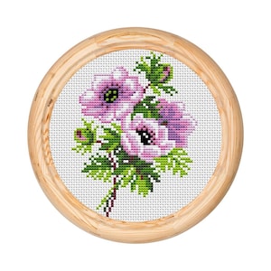 Bloemen kruissteekpatroon. Gestikte bloem. Getelde kruissteekkaart. Borduurwerk met natuurhoepelkunst. Kleine steek. Pdf direct downloaden