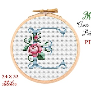 Letra floral E, padrão de alfabeto em mini ponto cruz, flor monograma, amostrador de ponto cruz contado, bordado inicial, download digital em PDF