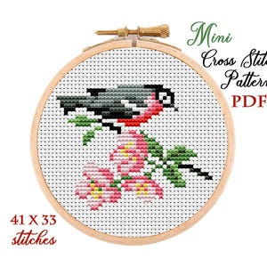 Mini Cross Stitch Pattern. Little bird. Counted cross stitch chart.Flower hoop art embroidery.Tiny xstitch for beginner.Instant download PDF