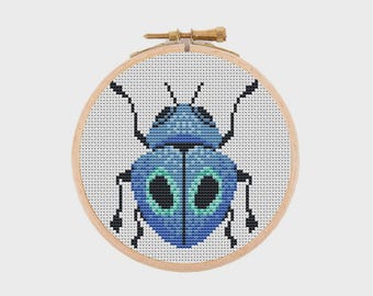 Mini Cross Stitch Pattern. Little bug. Counted cross stitch chart. Insect embroidery. Tiny xstitch for beginners. Instant download PDF