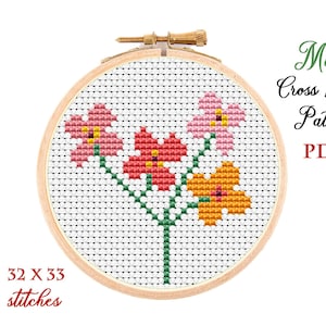 Mini-kruissteekpatroon. Roze bloemen. Geteld kruissteekdiagram. Bloem hoepel kunst borduurwerk. Kleine xstitch-beginner. PDF-bestand direct downloaden