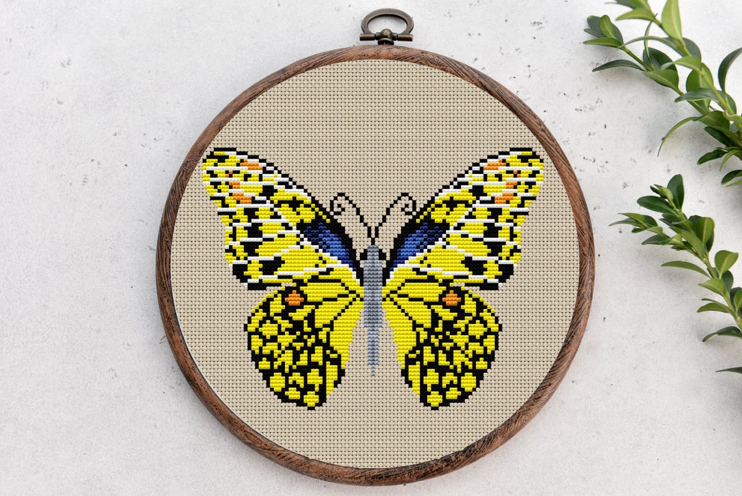 Butterfly Cross Stitch Pattern, Moth Insect Nature Cross Stitch, Hoop  Embroidery. Easy Counted Cross Stitch Chart. Instant Download PDF 
