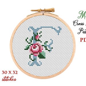 Letra F Floral, Padrão de Alfabeto em Mini Ponto Cruz, Flor Monograma, Amostra de Ponto Cruz Contado, Bordado Inicial, Download Digital em PDF