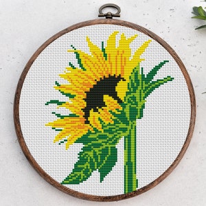 Patrón de punto de cruz. Girasol. Flor de verano. Cuadro de punto de cruz contado. Bordado de arte de aro de naturaleza. Pequeño xstitch.Descarga instantánea de PDF