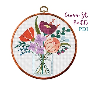 Floral Cross Stitch Pattern. Flower in glass counted cross stitch chart. Nature hoop art embroidery. Funny x-stitch. Instant download PDF
