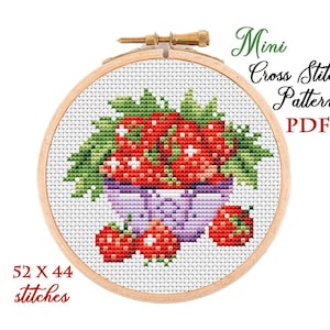 Miniaturowy wzór krzyżykowy. Truskawka, wykres liczenia xstitch. Haft owocowy w formie tamborka. Maleńki xstitch dla początkujących. Natychmiastowe pobranie pliku PDF