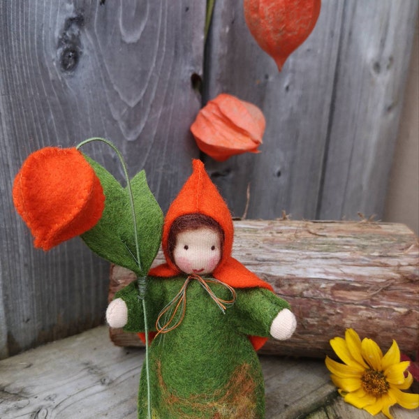 Chinese Lantern Fairy (Lampion Blumenkind) - Waldorf - Seasonal Table - wool and felt